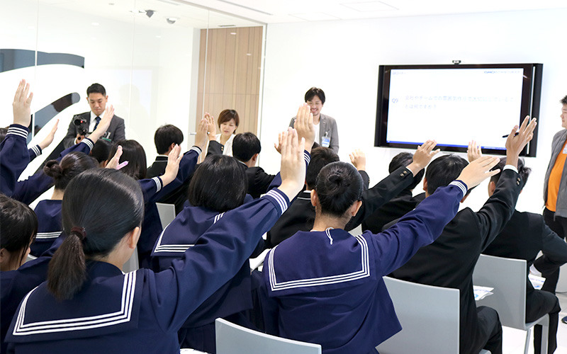 Welcoming Students from Miyakojima Island to GMO Internet Group